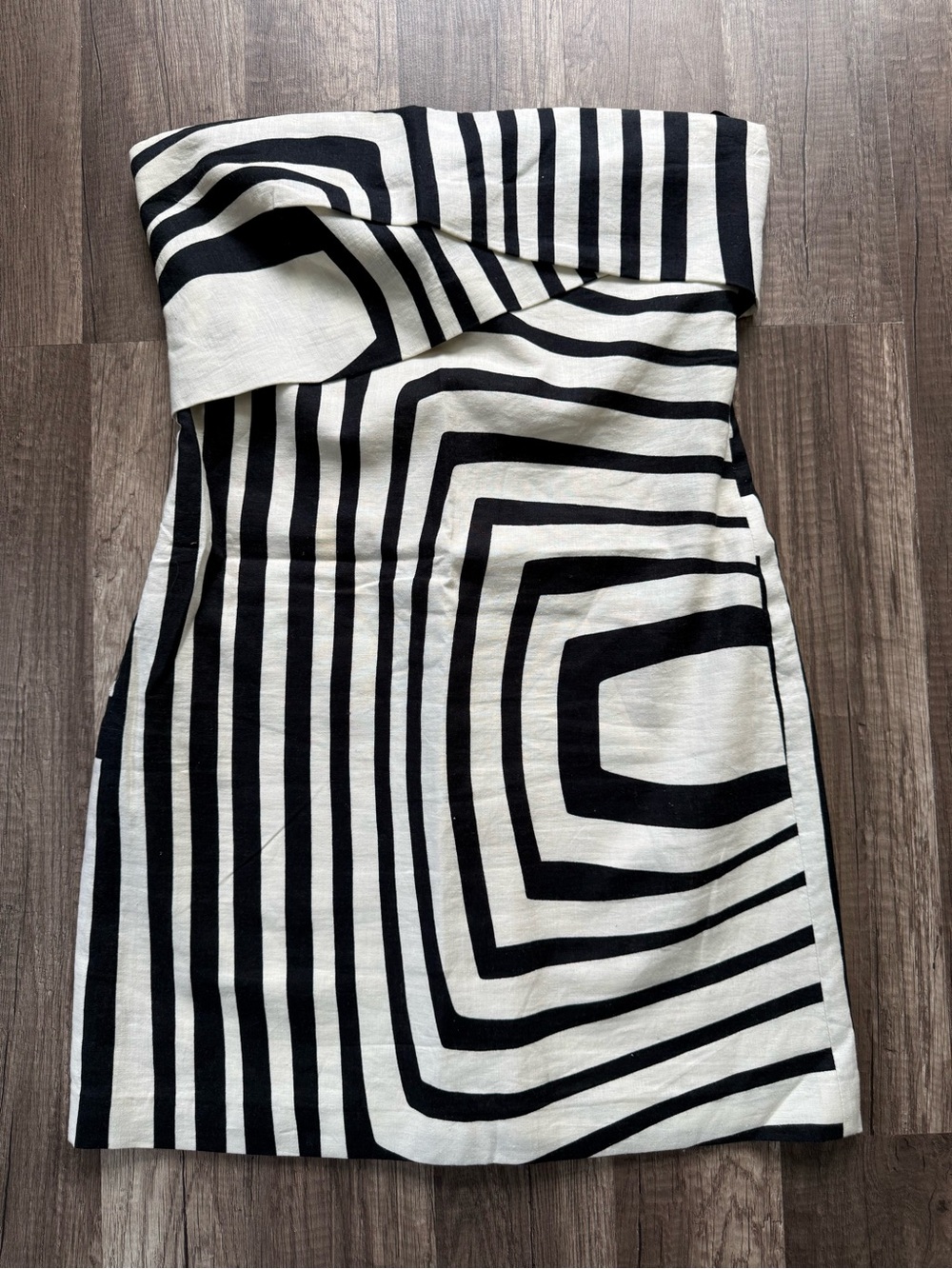 ZARA Black & White Geometric Strapless Mini Dress Size S